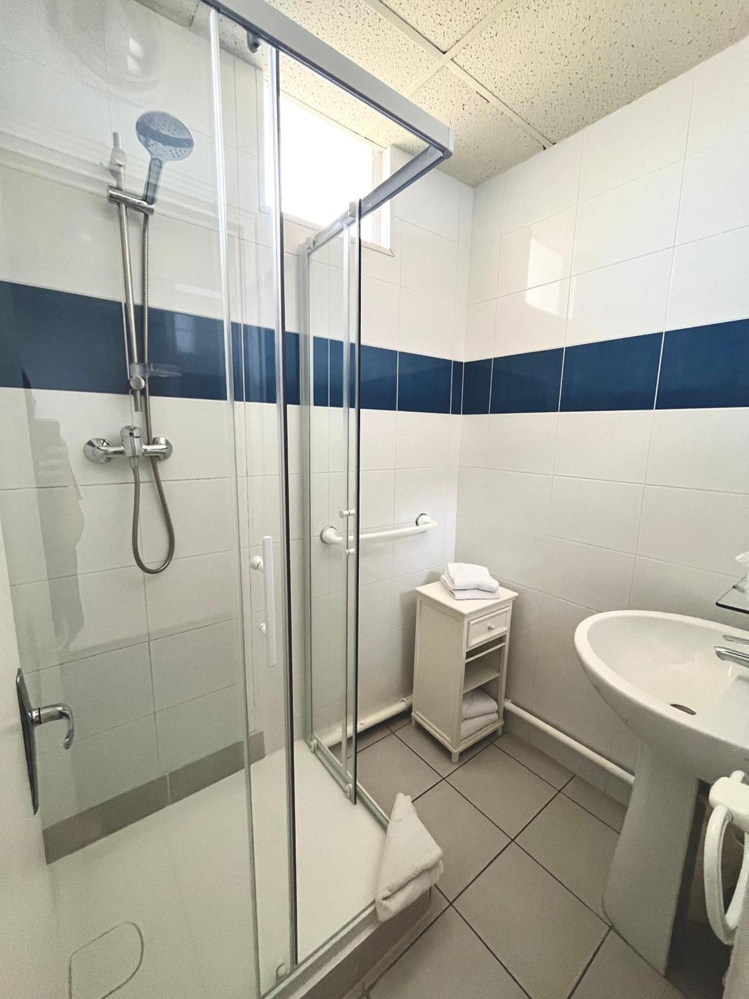 Hotel Le National 2*